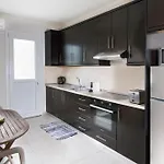 Kostas 3 Apartamento *